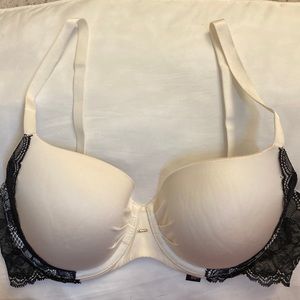 Victorias Secret white padded bra 36D